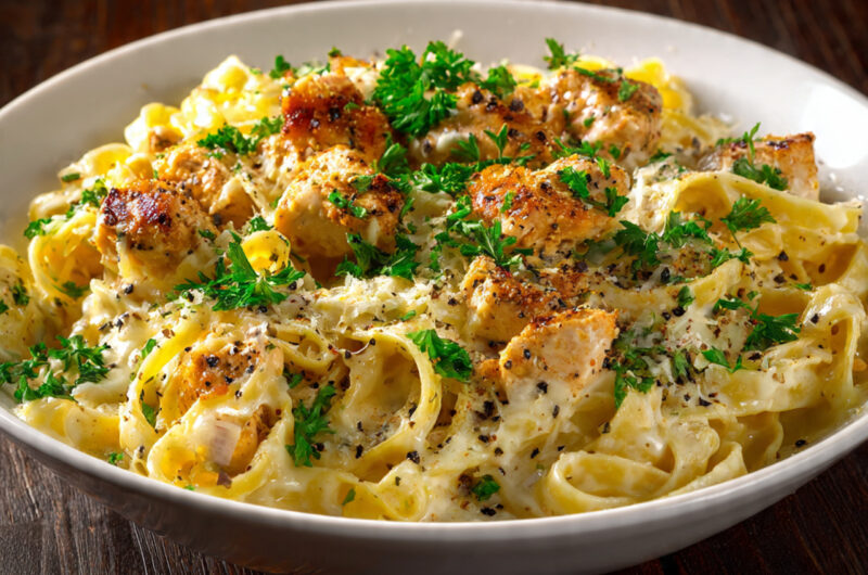 Garlic Parmesan Cheddar Chicken Linguine – Creamy, Cheesy & Comforting